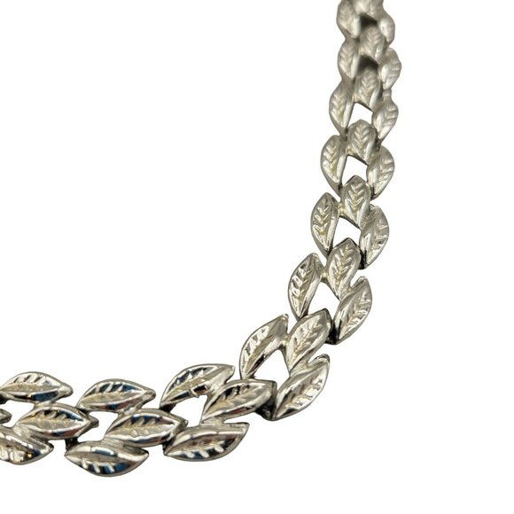 Coro Leaves Garland Necklace Choker 1950's Adjustable Length Hook Closure Silver - Picture 4 of 7